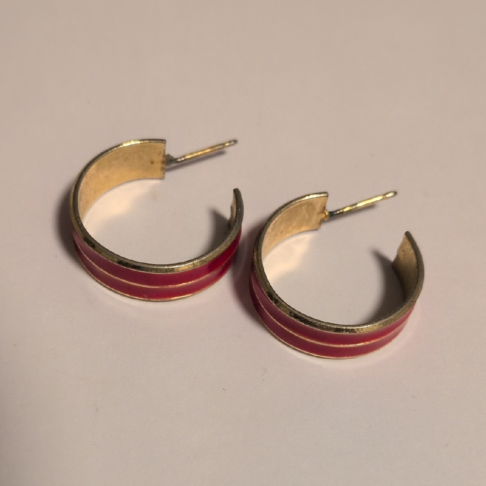 Elegant Red and Gold‎ Hoop Earrings